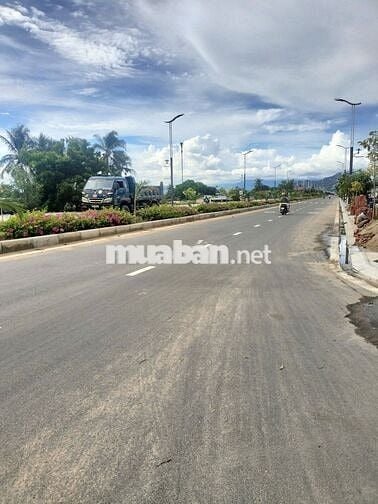 KẸT TIỀN CẦN BÁN lô đất  thổ cư gần Tdc MỸ BÌNH- PHAN RANG THÁP CHÀM.
