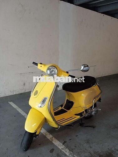 VESPA PIAGGIO LX 125. ITALIA BSTP 5 SỐ Q1 ZIN BỀN.