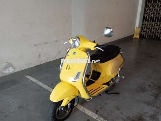 VESPA PIAGGIO LX 125. ITALIA BSTP 5 SỐ Q1 ZIN BỀN.