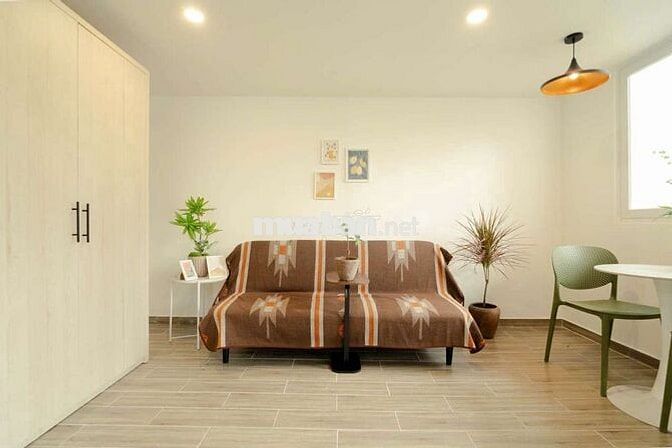 Cho thuê căn hộ full nội thất Quận 1 - Trần Hưng Đạo gần Chợ Bến Thành