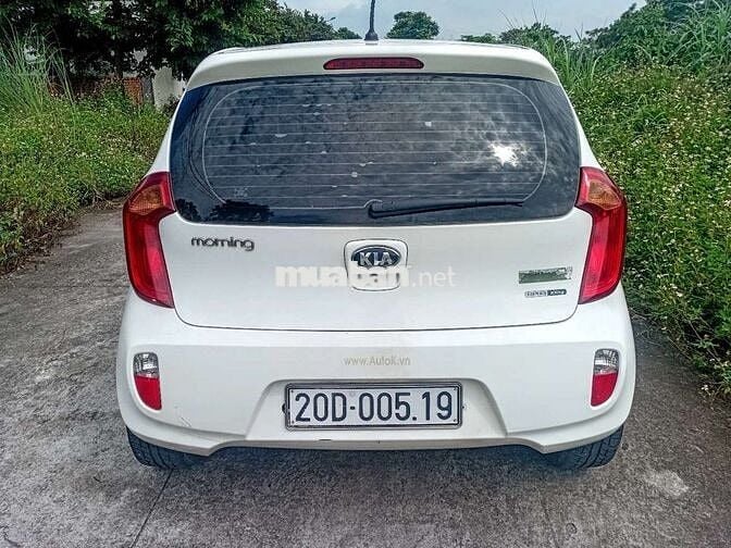 2013 Van 1.0 AT - 111000 km