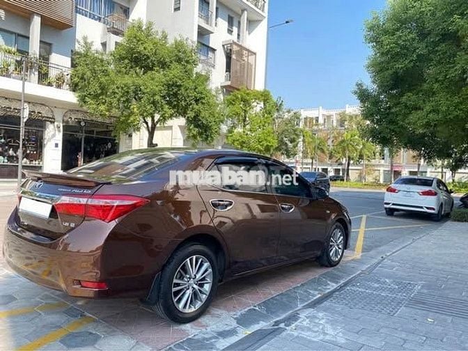 Toyota Altis 2015 số sàn