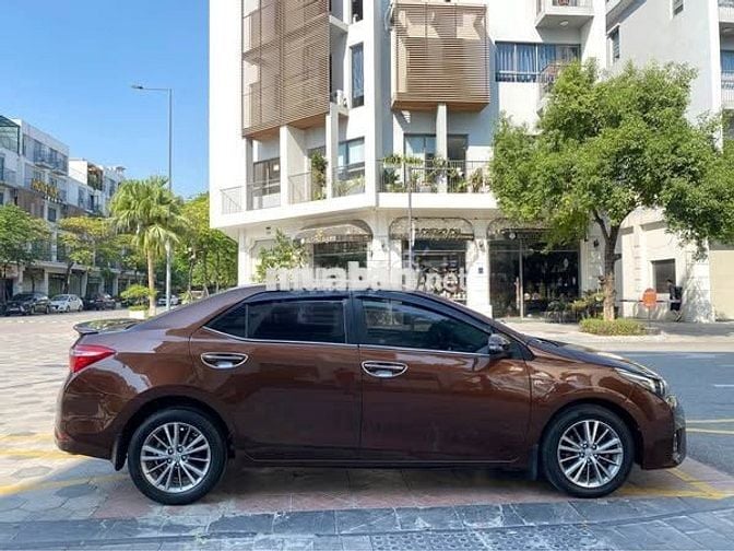 Toyota Altis 2015 số sàn