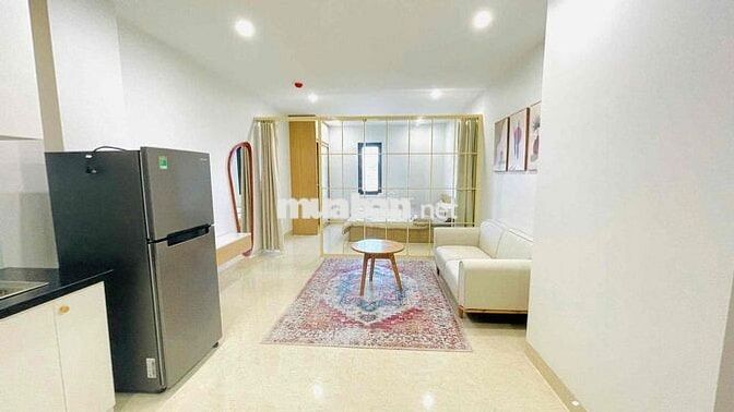 CHO THUÊ CCMN PHỐ LẠC LONG QUÂN. 1N1K 30M2. THANG MÁY. GIÁ 6TR3