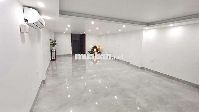 CHO THUÊ MẶT BẰNG KINH DOANH TẦNG 1 TẠI XUÂN LA TÂY HỒ. DT 70M. 15TR