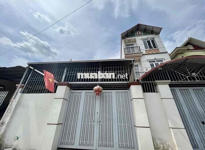 Cho thuê văn phòng kinh doanh nhà ở 7tr 92m2 3 tầng