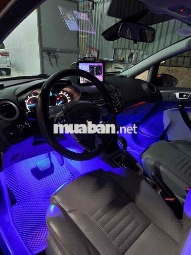 Ford Fiesta 2016 1.5 AT Titanium - 90000 km