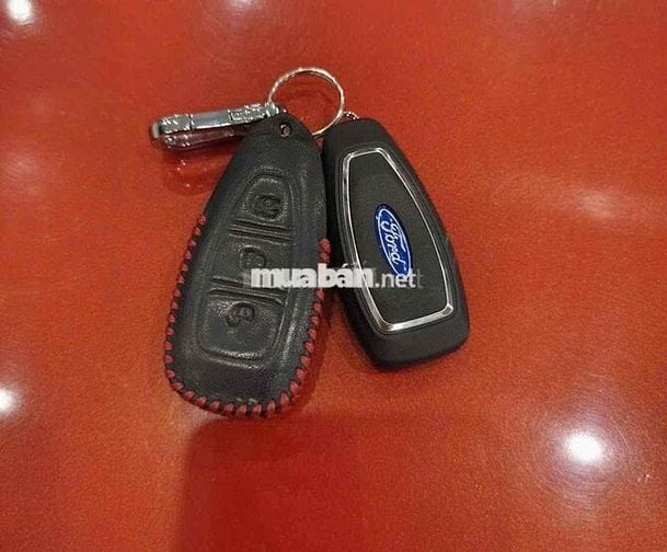 Ford Fiesta 2016 1.5 AT Titanium - 90000 km