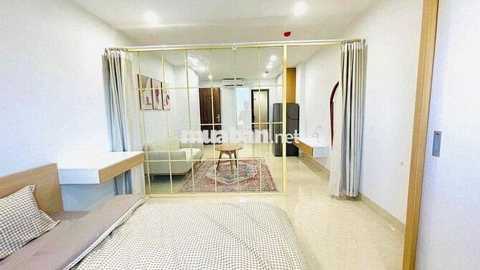 CHO THUÊ CCMN PHỐ LẠC LONG QUÂN. 1N1K 30M2. THANG MÁY. GIÁ 6TR3