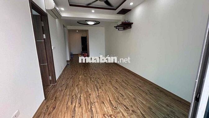 Bán Căn Hộ 74m2 - 2PN - 2VS, Full Đồ Ở Luôn, Mặt Ngõ 323 Xuân Đỉnh