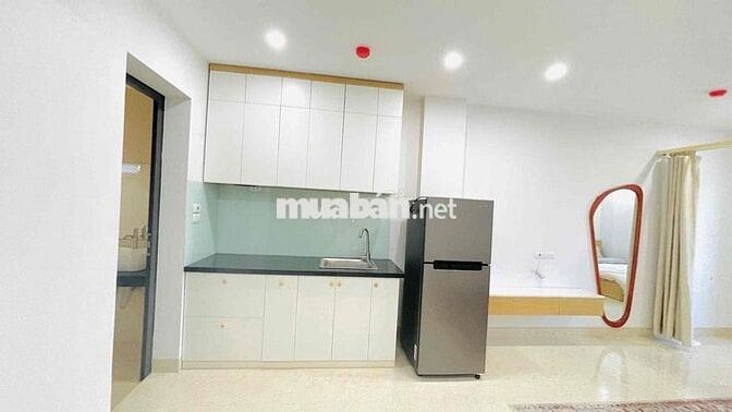 CHO THUÊ CCMN PHỐ LẠC LONG QUÂN. 1N1K 30M2. THANG MÁY. GIÁ 6TR3