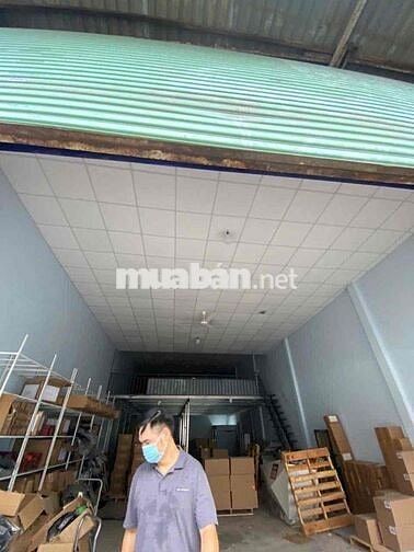 Kho xưởng 200m2 có gác Ngay Aeon Tân Phú - giá thuê 17tr