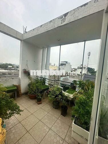Cho thuê nhà 4 tầng Full nội thất hẻm Quốc Lộ 1A, Đông Hưng Thuận