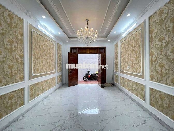 BÁN NHÀ ĐẸP 4 TẦNG 71m² – PHỐ CHU HUY MÂN, LONG BIÊN – GIÁ 8,X TỶ