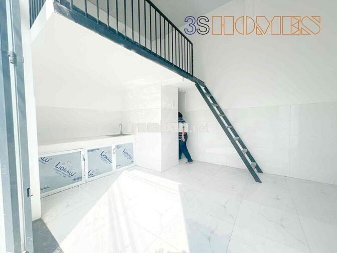 KYOT HẺM XE TẢI Q12 GIÁP TRƯỜNG CHINH