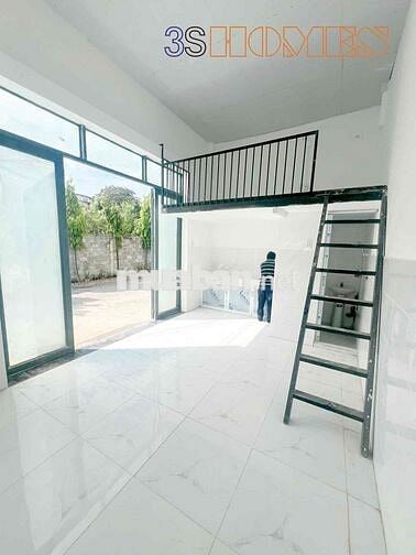 KYOT HẺM XE TẢI Q12 GIÁP TRƯỜNG CHINH