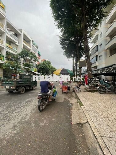 Nhà cho thuê mặt tiền đường số 6 dt 5x18m 3L