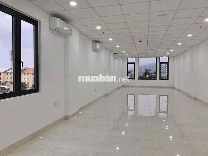🔴(NCC) CHO THUÊ NHÀ 7 TẦNG MẶT TIỀN XUÂN THUỶ - CÓ THANG MÁY, PCCC