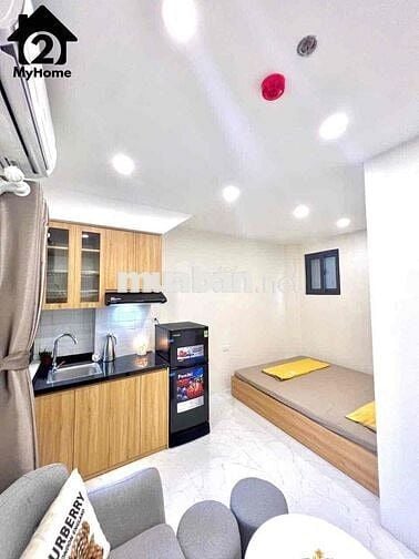 CHO THUÊ CCMN MỄ TRÌ HẠ. BAN CÔNG. THANG MÁY. GIÁ 5TR2