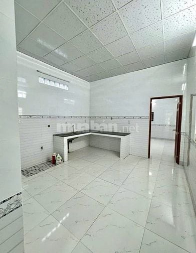 Bán gấp căn nhà Cấp 4, Bà Điểm, Hóc Môn. 930triệu.Sổ hồng riêng