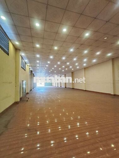 🏭 BÁN XƯỞNG MẶT TIỀN QUỐC LỘ 1A – BẾN LỨC, LONG AN

📍