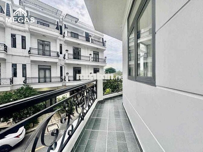 🏡CĂN HỘ DỊCH VỤ FULL NỘI THẤT KẾ BÊN ĐẠI HỌC NGUYỄN TẤT THÀNH