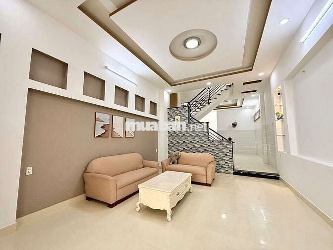 CHO THUÊ NHÀ 3 TẦNG NỘI THẤT CƠ BẢN HẺM XE TẢI - SÁT GIGAMALL, THỦ ĐỨC