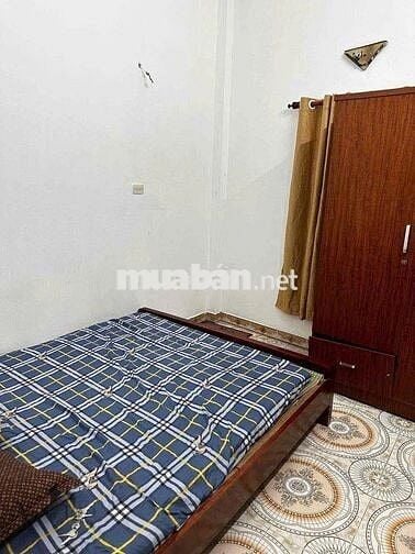 Nhà ngõ 271 Đê La Thành 27m2 x 3 tầng 3pn 2vs full 10tr