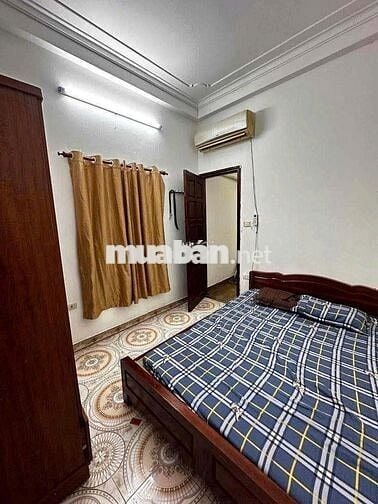 Nhà ngõ 271 Đê La Thành 27m2 x 3 tầng 3pn 2vs full 10tr