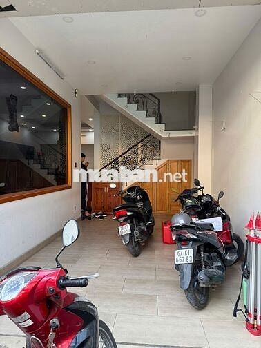 Căn biệt thự đường 23, HBC. Biệt thự 1 trệt 3 lầu thoáng mát gần sông