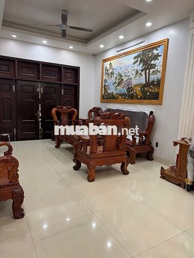Căn biệt thự đường 23, HBC. Biệt thự 1 trệt 3 lầu thoáng mát gần sông