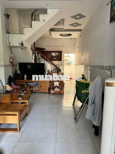 Nhà đẹp 3,3*12,9m 3PN hẻm 5m ô tô 2/ ngắn Đường Số 2 BHH B Bình Tân
