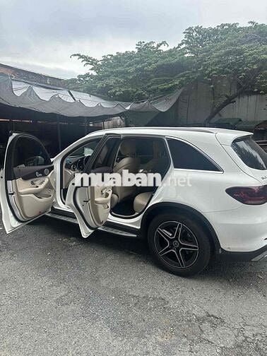 Mercedes Benz GLC 2021 300 4MATIC  chính chủ