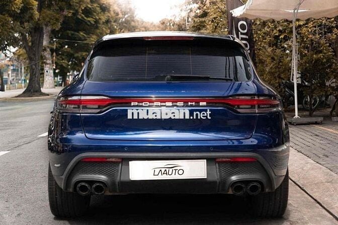 Porsche Macan 2022 Base - Gentian Blue Metallic