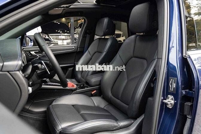 Porsche Macan 2022 Base - Gentian Blue Metallic