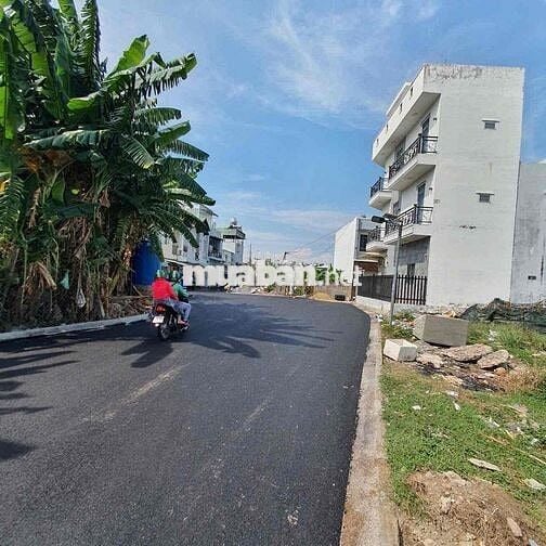 bán đata kdc sài gòn mới 4x18 giá 4.8 tỷ
