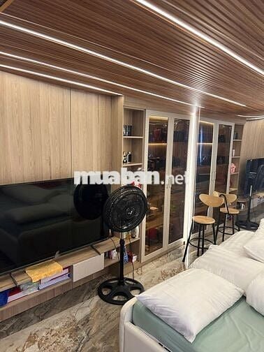 BÁN NHÀ NI SƯ HUỲNH LIÊN P.10 TÂN BÌNH 3 TẦNG FULL NỘI THẤT 5.2 TỶ TL