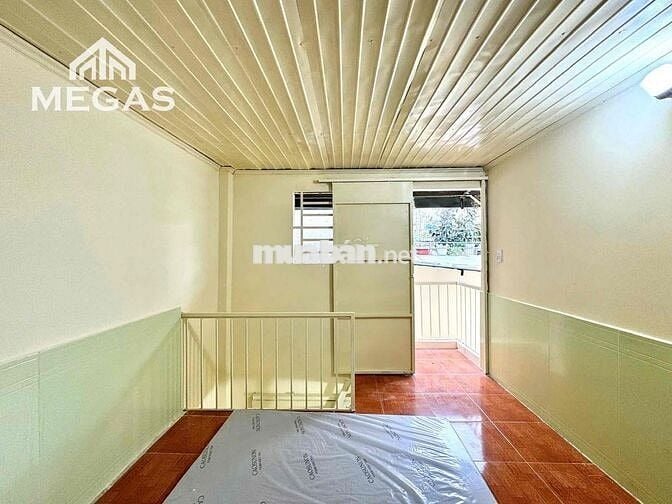 NNC 1 TRỆT + 1 LẦU CÓ BAN CÔNG, CỬA VÂN TAY - CAMERA AN NINH 24/24