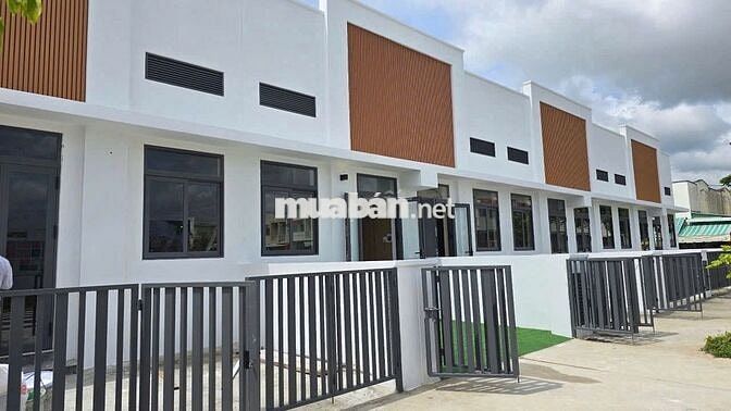BÁN NHÀ PHỐ TRONG KCN PHƯỚC ĐÔNG TRẢNG BÀNG ,TÂY NINH 1,3 TỶ SHR
