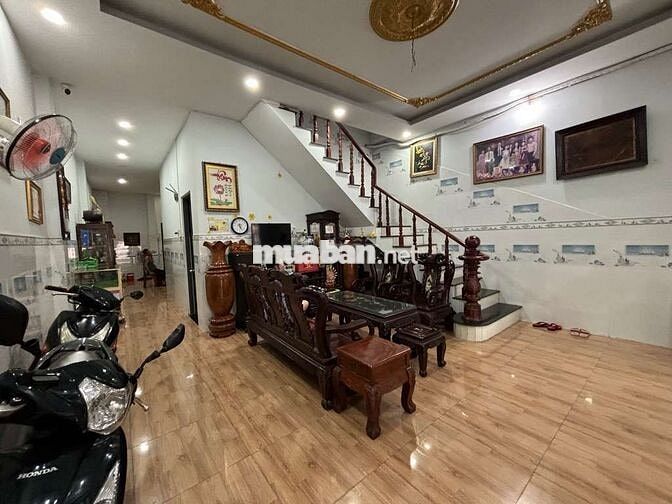 Bán nhà mặt tiền Đặng Thúc Vịnh