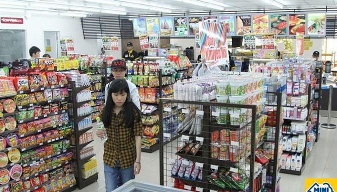 Nhân Viên Trực Quầy. Đóng Gói. Bảo Vệ 