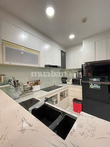 Căn hộ Gold View 2PN view đẹp, nội thất cao cấp, chỉ 20tr/tháng