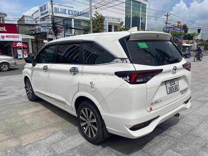 Toyota Avanza Premio 2023 CVT - 120000 km