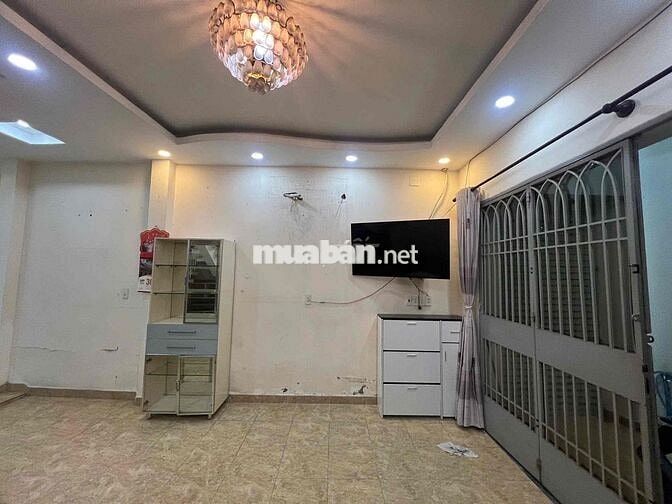 Cho thuê nhà HBG Phan Đăng Lưu P.5, Q.Phú Nhuận