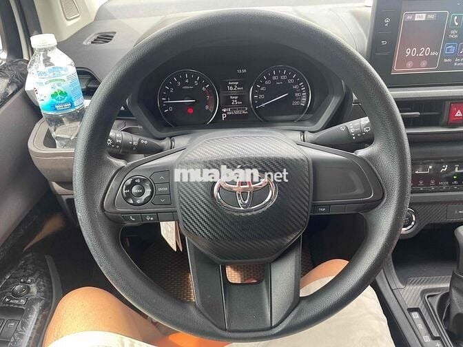 Toyota Avanza Premio 2023 CVT - 120000 km