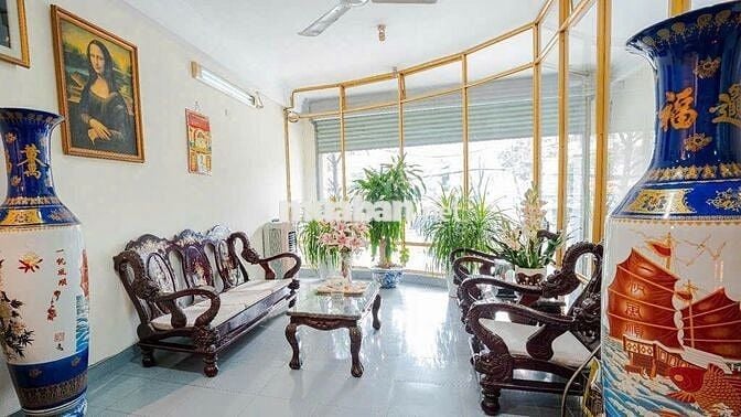 BÁN KHÁCH SẠN ĐƯỜNG 3/2 ĐN - VỊ TRÍ KINH DOANH - DÒNG TIỀN CAO