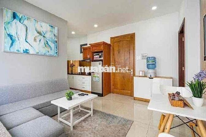 Studio BAN CÔNG rộng 40m2 Gần LOTTE Quận 7