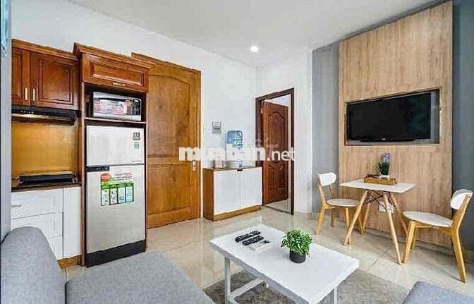 Studio BAN CÔNG rộng 40m2 Gần LOTTE Quận 7