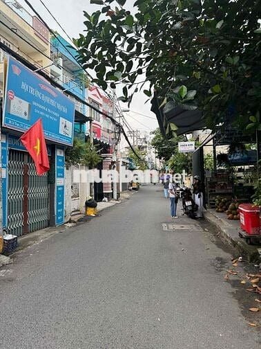 NHÀ 2 TẦNG. HXH LÊ QUANG ĐỊNH. KHU DÂN TRÍ. Ở LIỀN CHỈ 6TỶ2 CÒN BỚT
