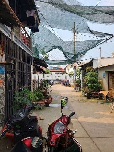 Nhà 4×10..1 phòng 1 gác.. cuối đường liên khu 45